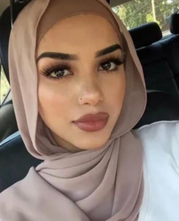 Aysel Beyazit Escort Profil Resmi Aysel - Beyazit VIP Escort Bayan Modeli - Gerçek Fotoğraflı İlan