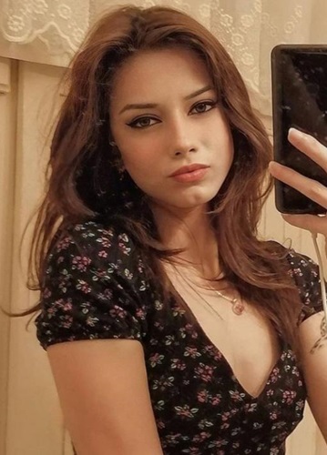 Sibel Beyazit Escort Profil Resmi Sibel - Beyazit VIP Escort Bayan Modeli - Gerçek Fotoğraflı İlan
